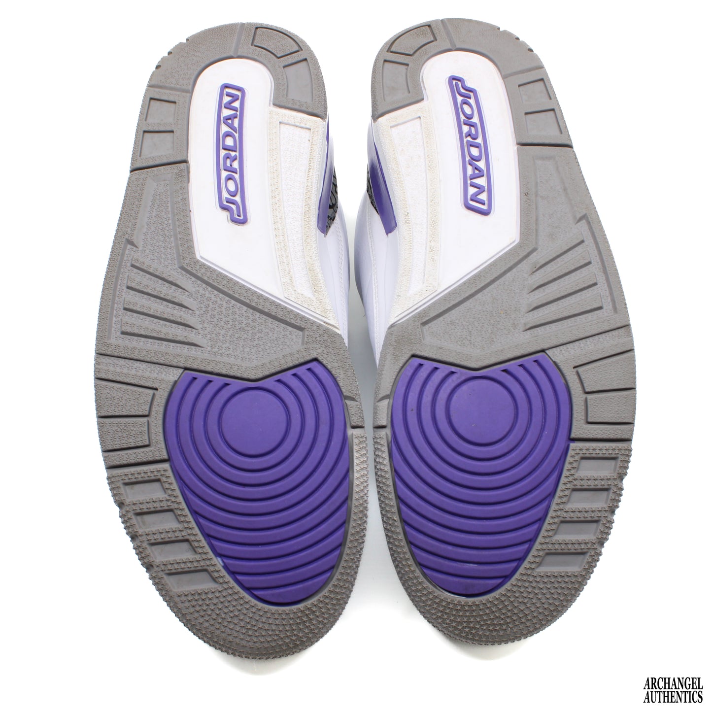 Air Jordan 3 Retro Oscuro Iris