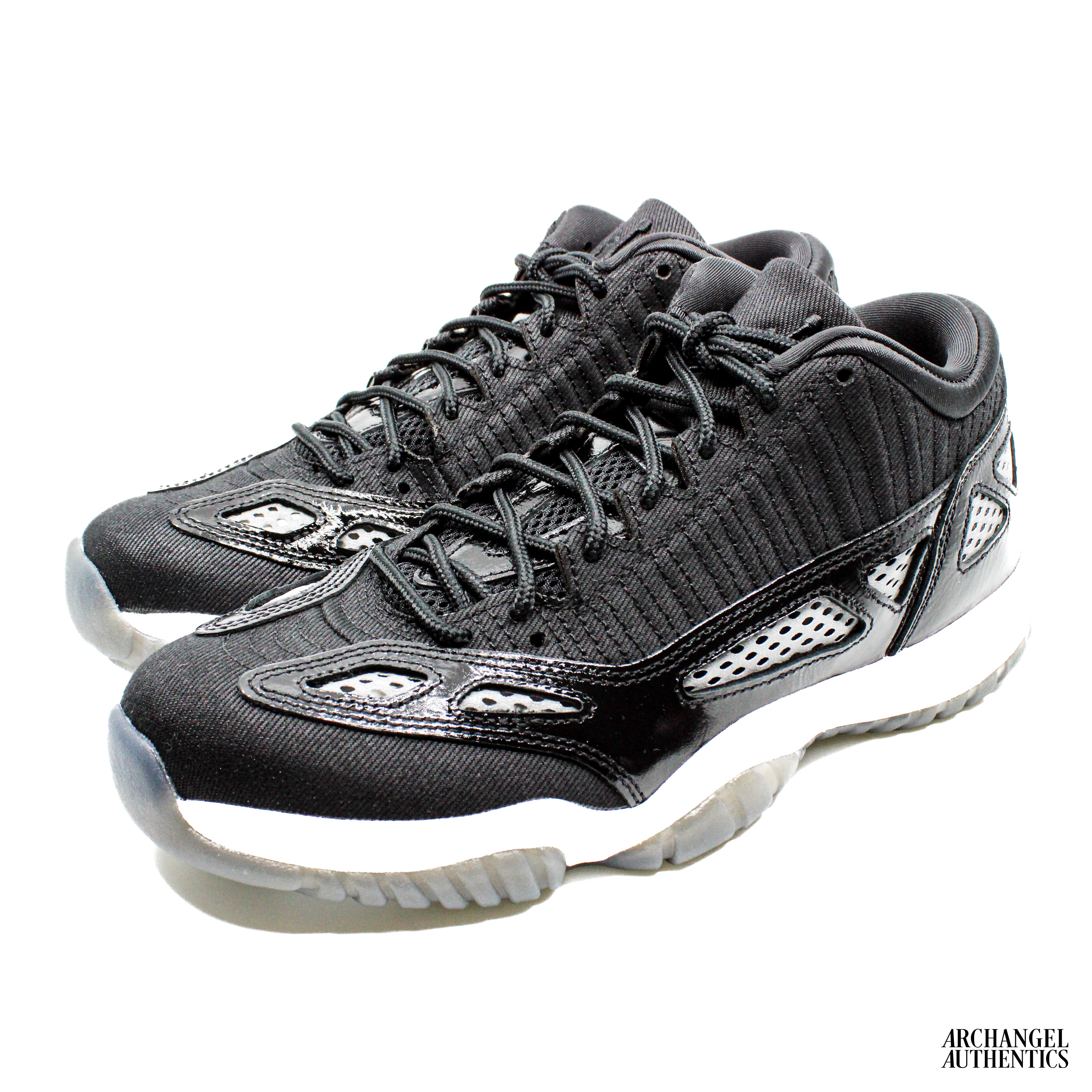 jordan 11 retro low ie craft black white
