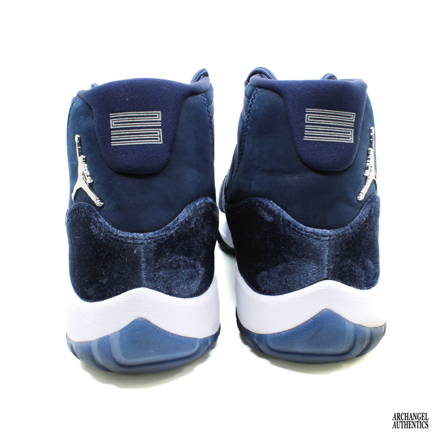 Jordan 11 Retro Midnight Navy (Mujer)
