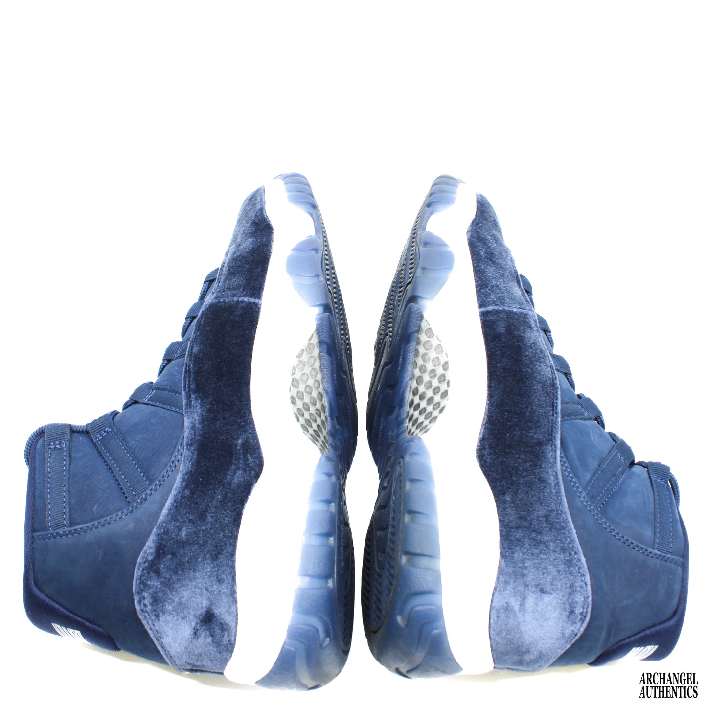 Jordan 11 Retro Midnight Navy (Mujer)