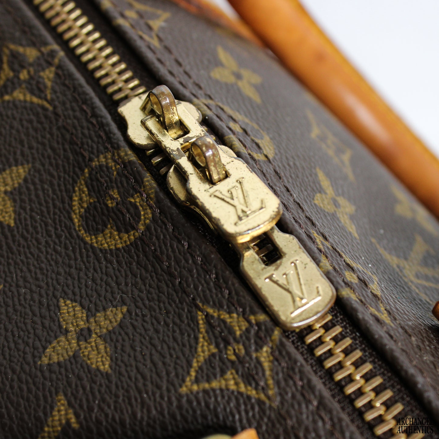 Louis Vuitton Monogram Keepall 50