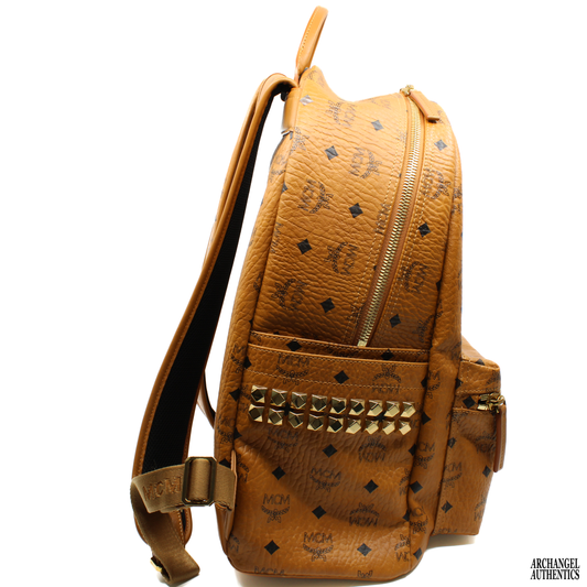 MCM Stark Side Stud Mochila Mediana Cuero Coñac
