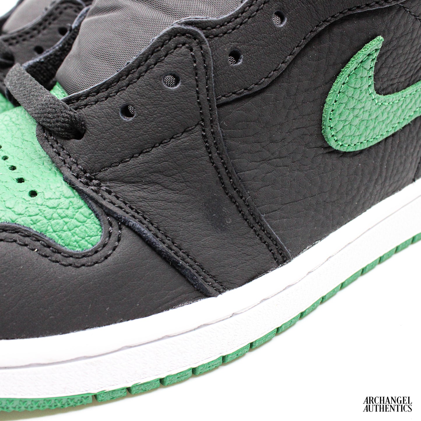Nike Air Jordan 1 Retro High Pine Green Black