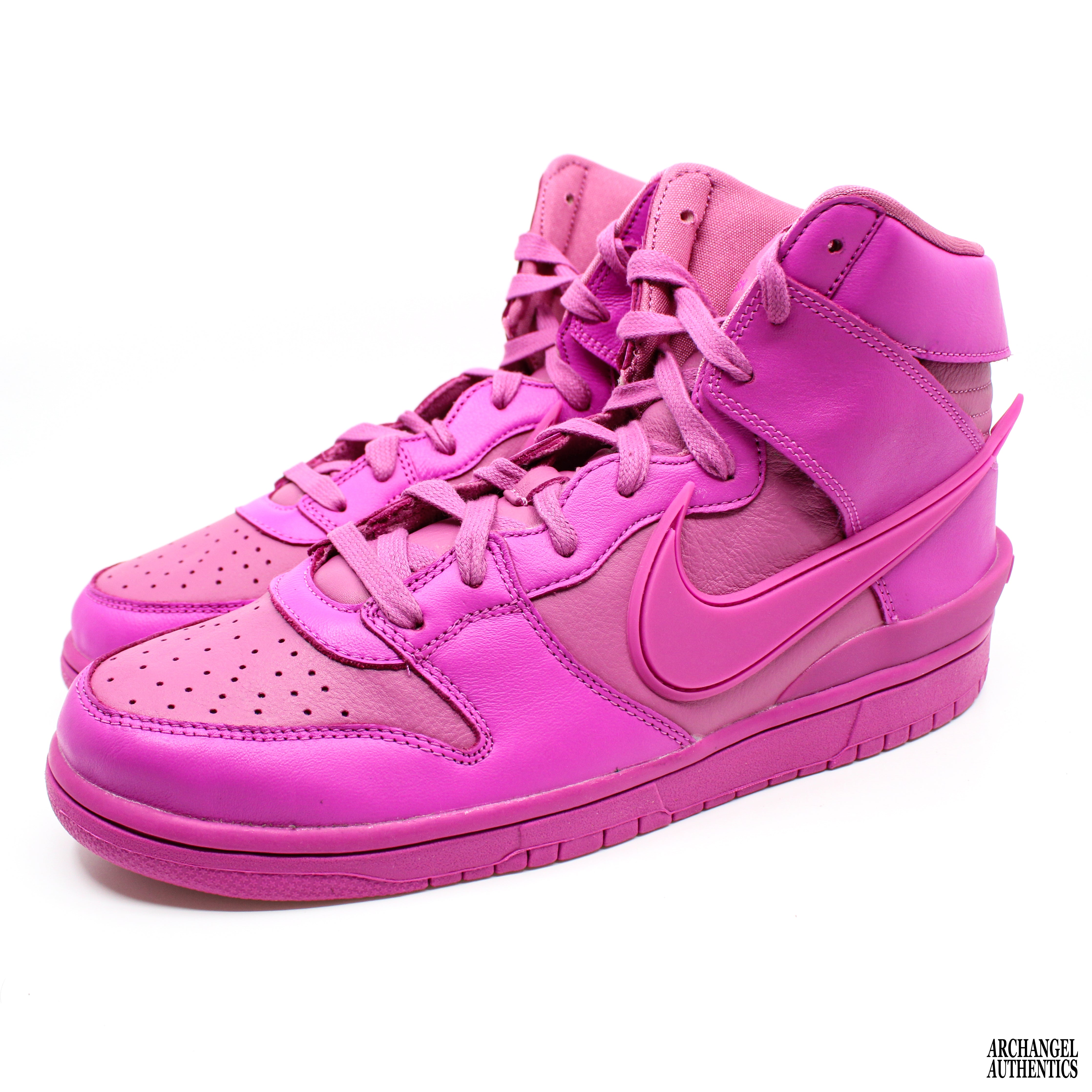 ambush nike rosa