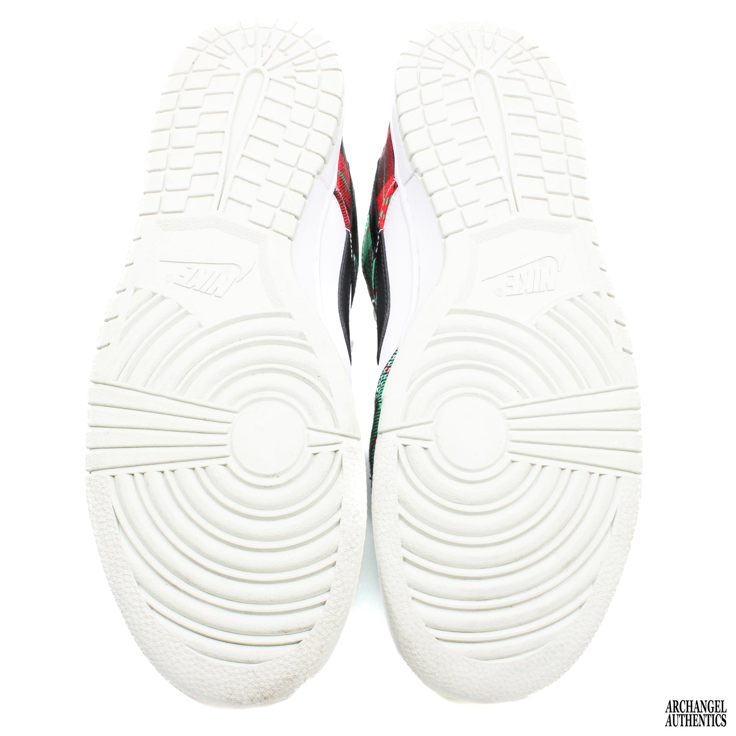 Nike Dunk Low Tartan Plaid