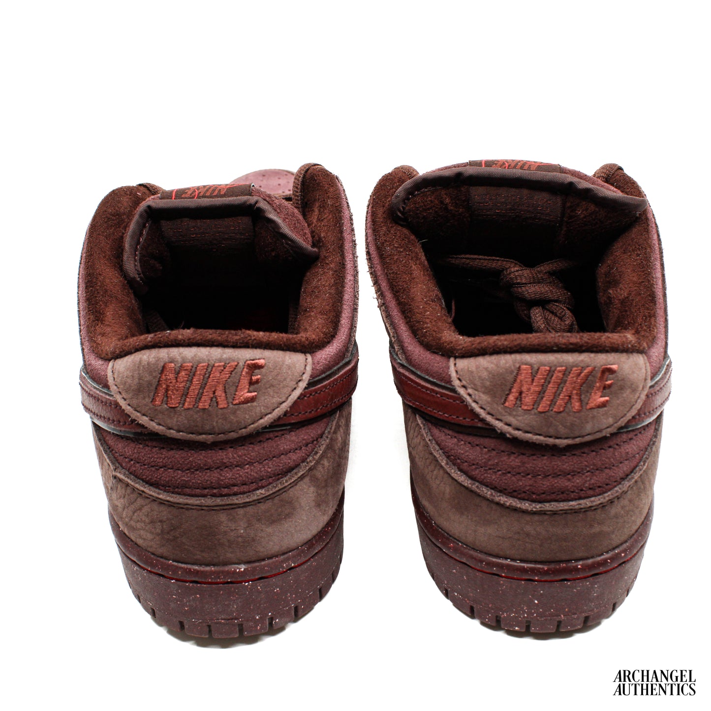 Nike SB Dunk Low City of Love Burgundy Crush