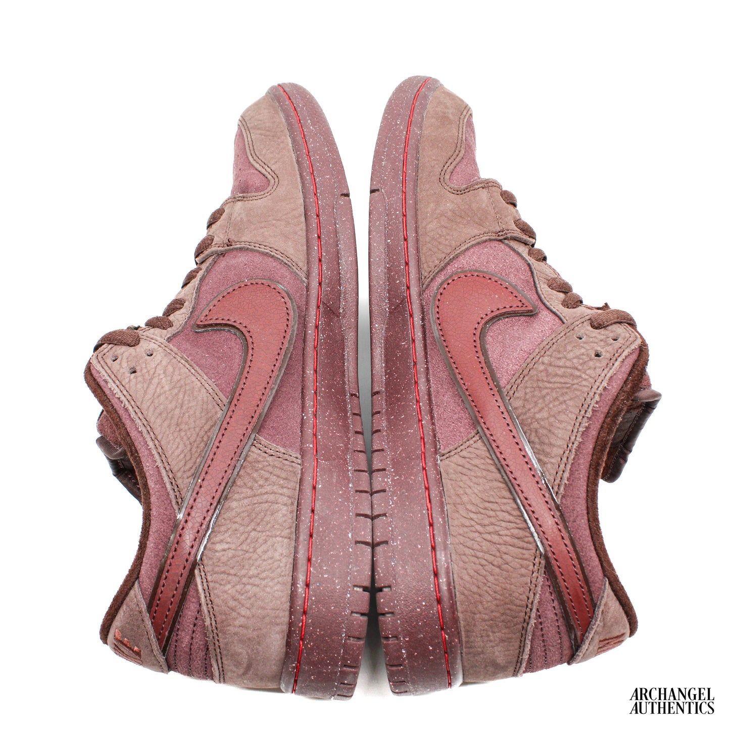 Nike SB Dunk Low City of Love Burgundy Crush