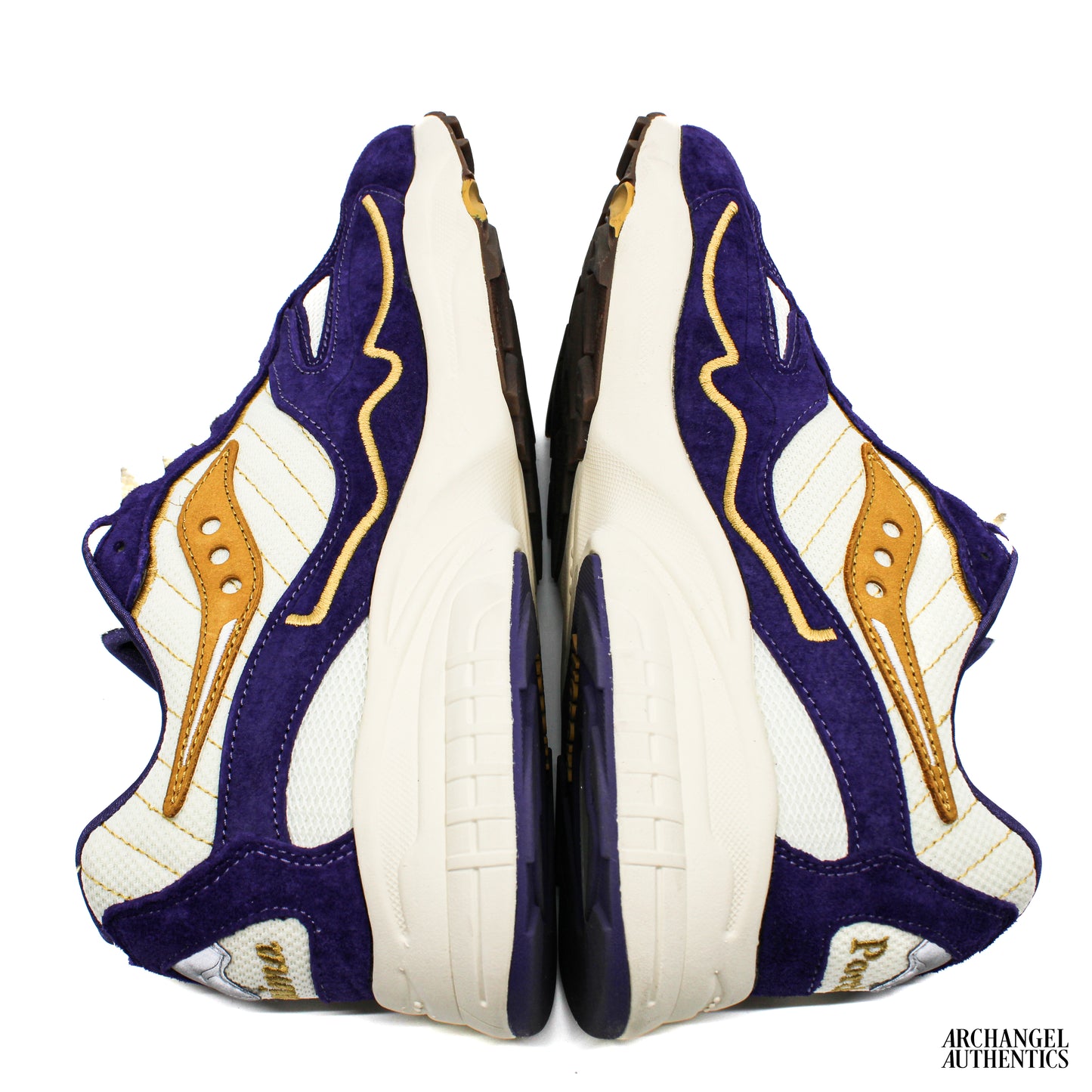 Saucony 3D Grid Hurricane Claima Claim A Seat Portland