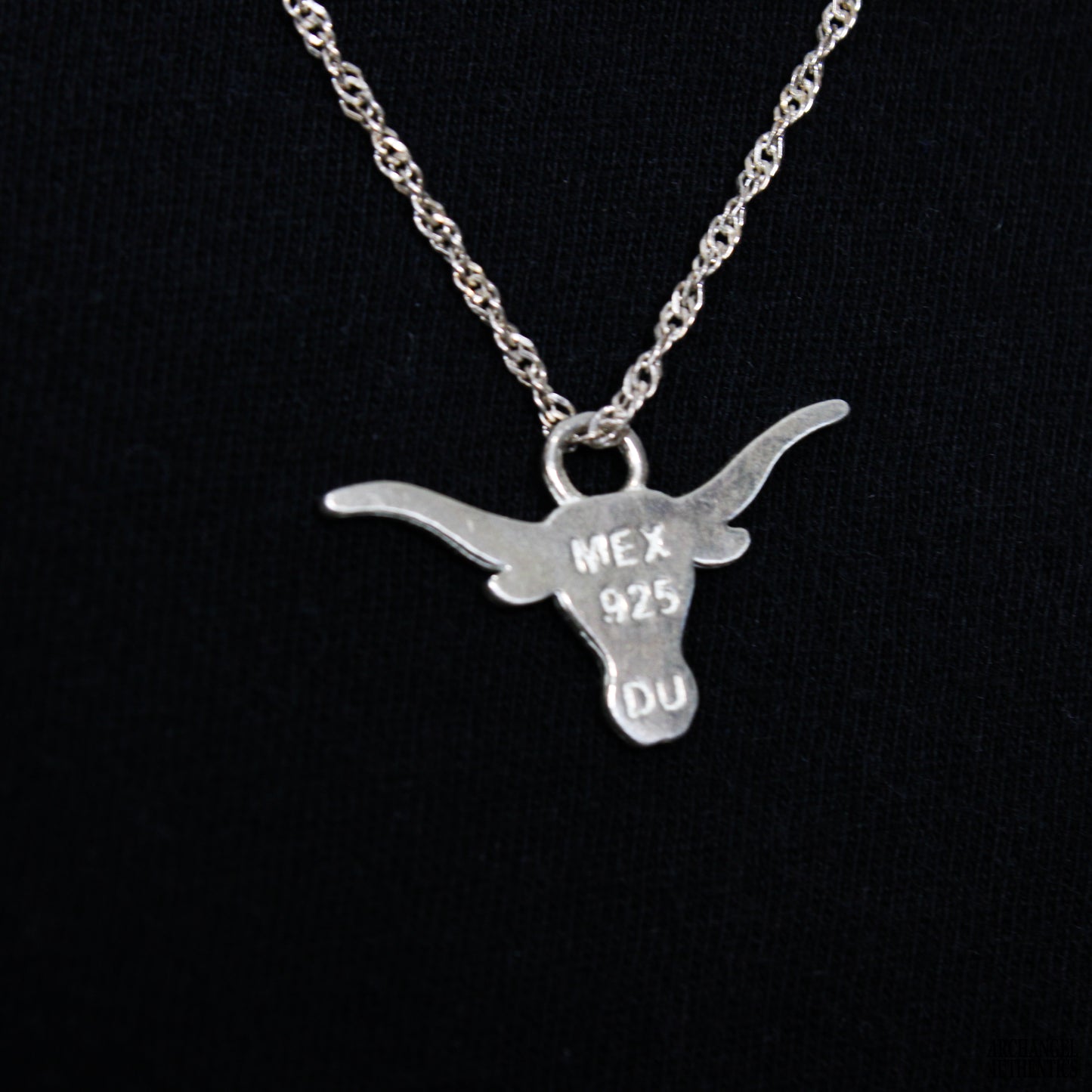 Cadena tipo cuerda de plata esterlina con corte de diamante y colgante Longhorn