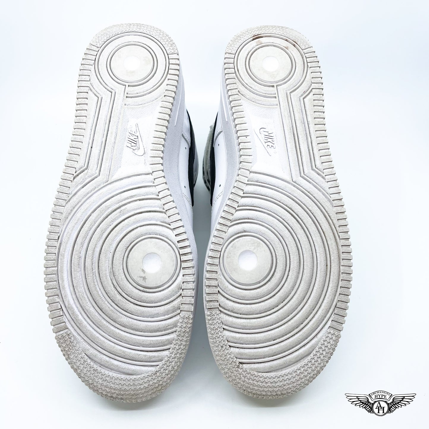 Nike Air Force 1 High Supreme World Famous White