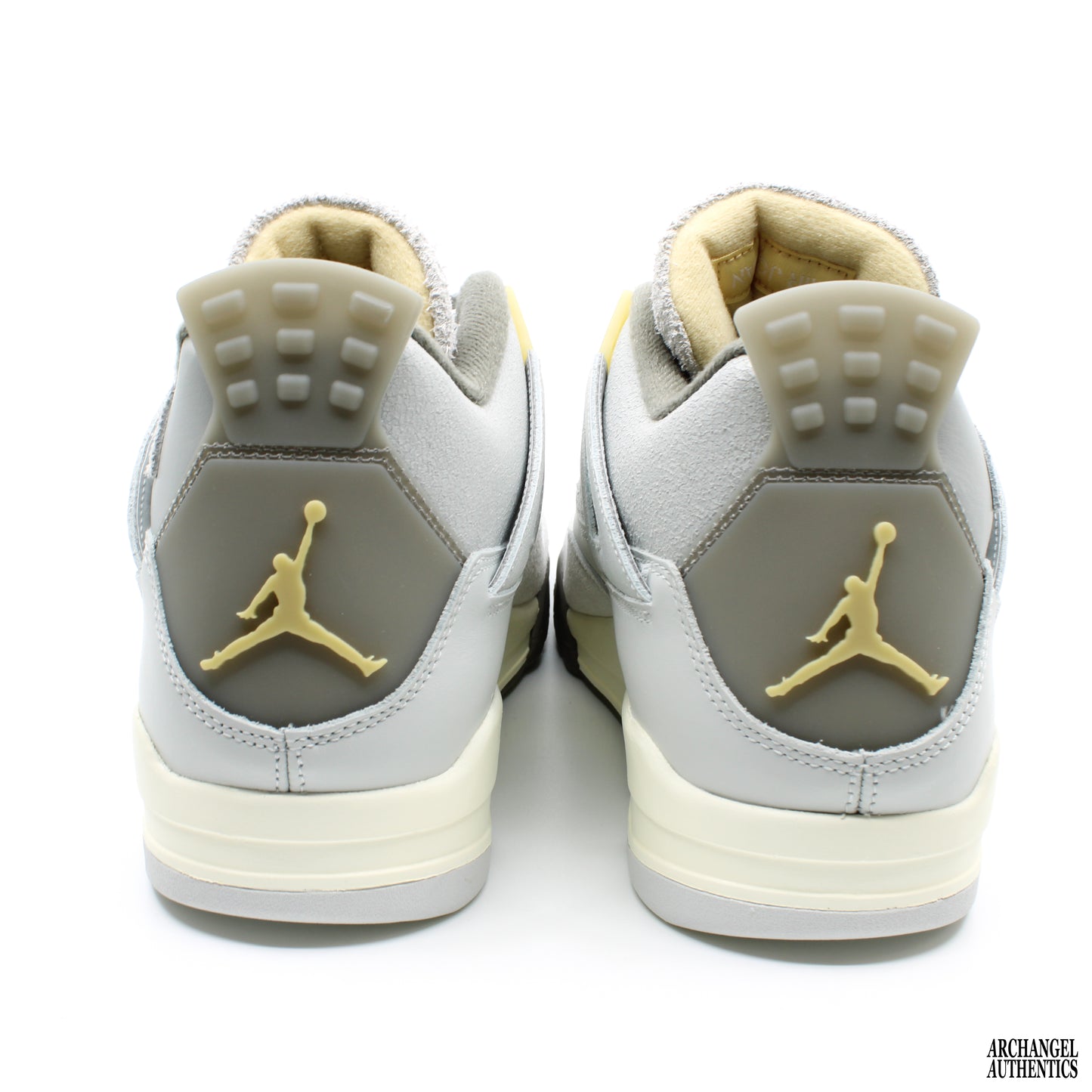 Air Jordan 4 Retro SE Craft Photon Dust