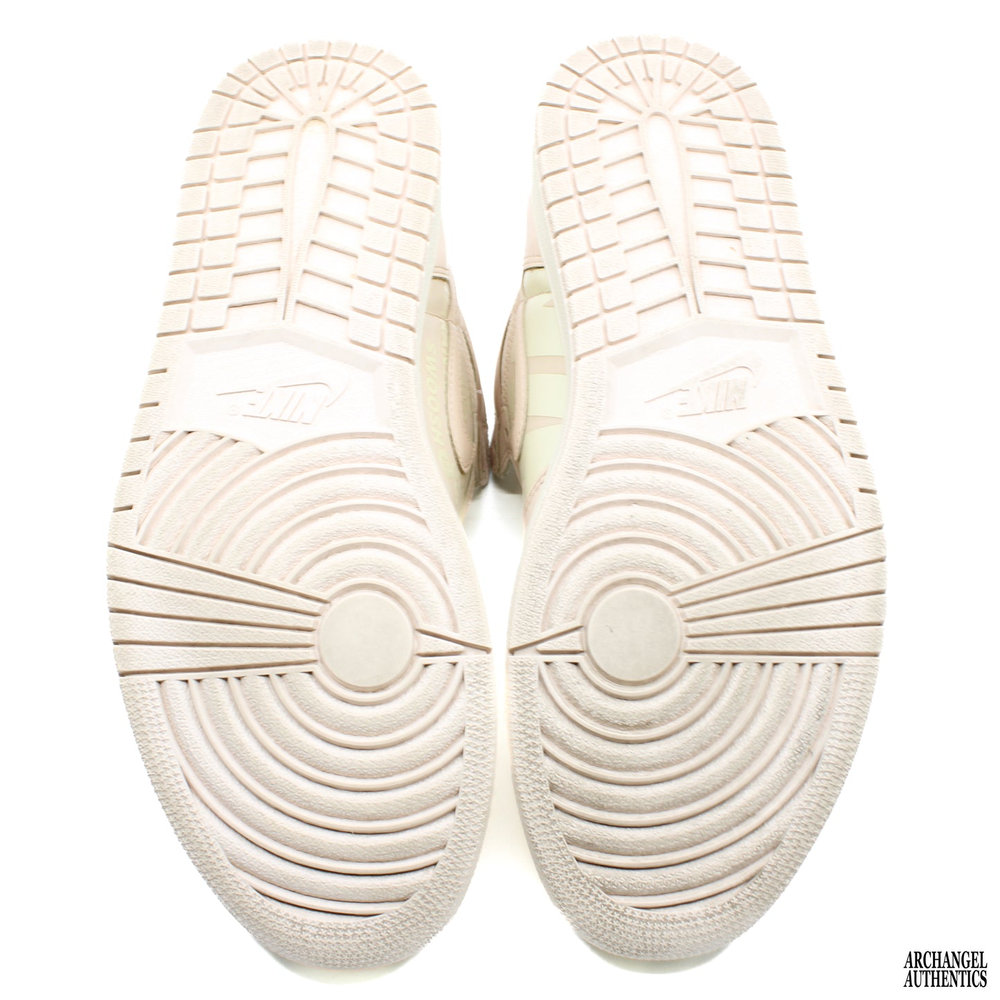 Nike Air Jordan 1 Retro High Guava Ice