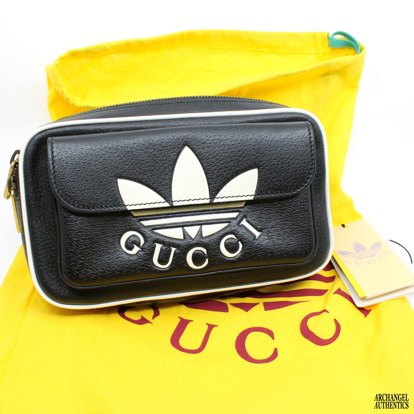 Riñonera Gucci x Adidas