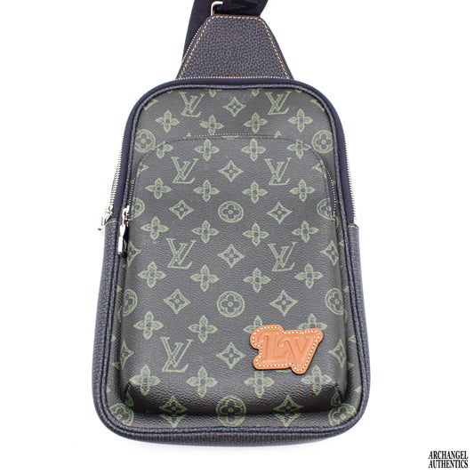 Louis Vuitton Monogram Avenue Sling Bag NM