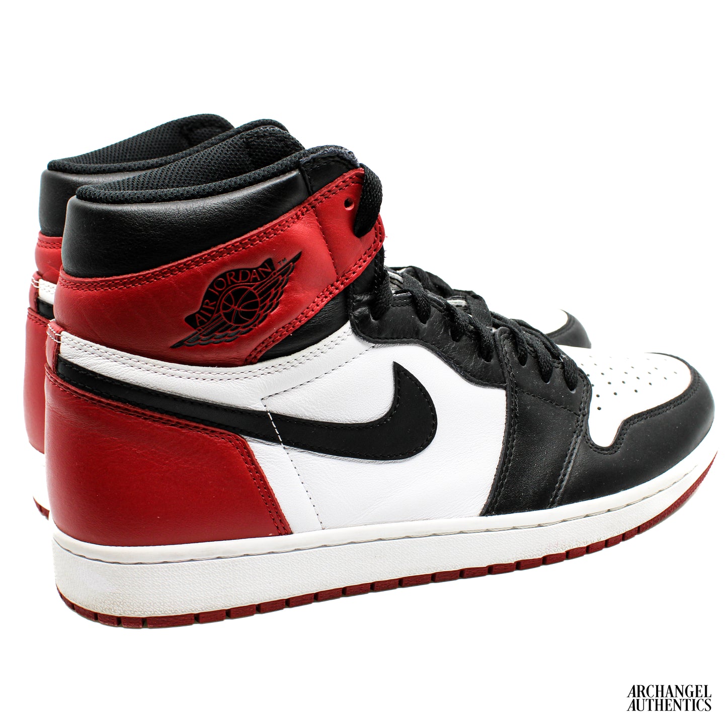 Nike Air Jordan 1 Retro High Black Toe 2016