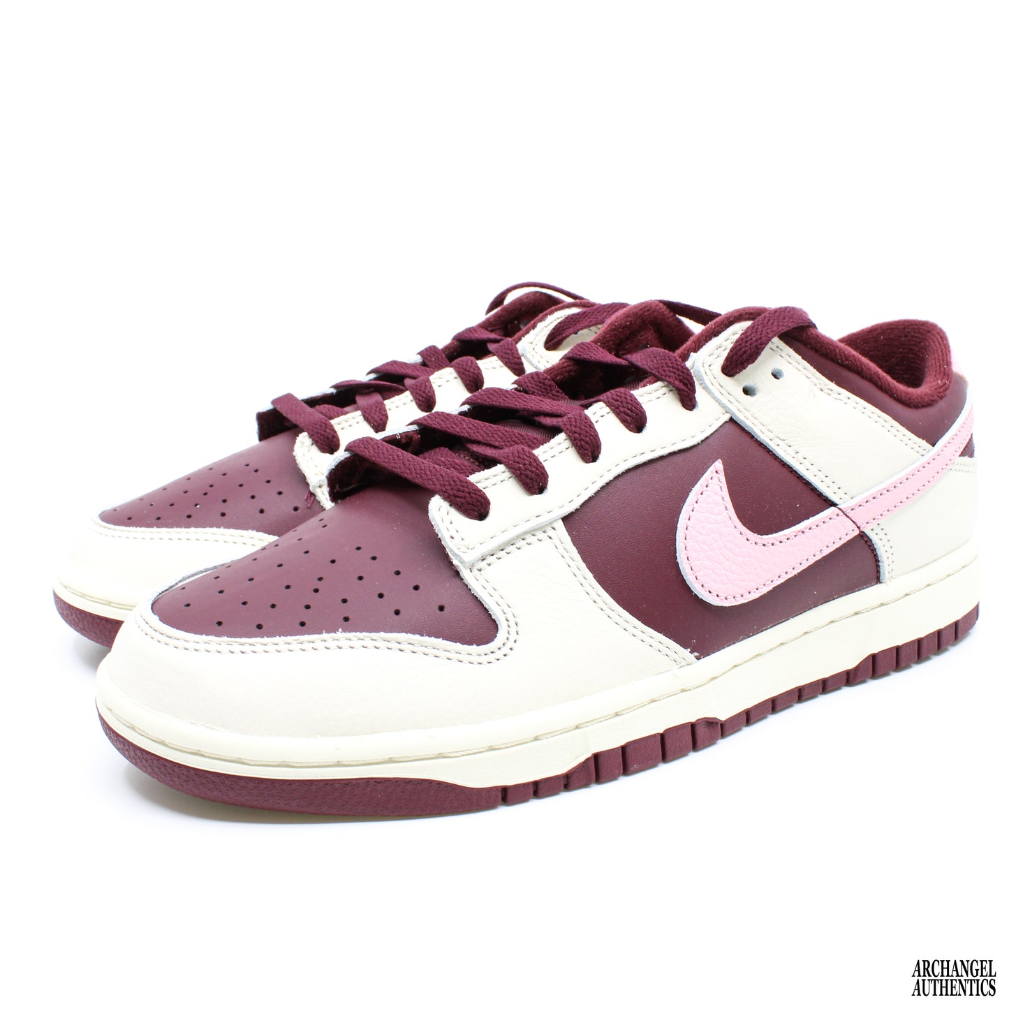 Nike Dunk Low Valentines Day 2023