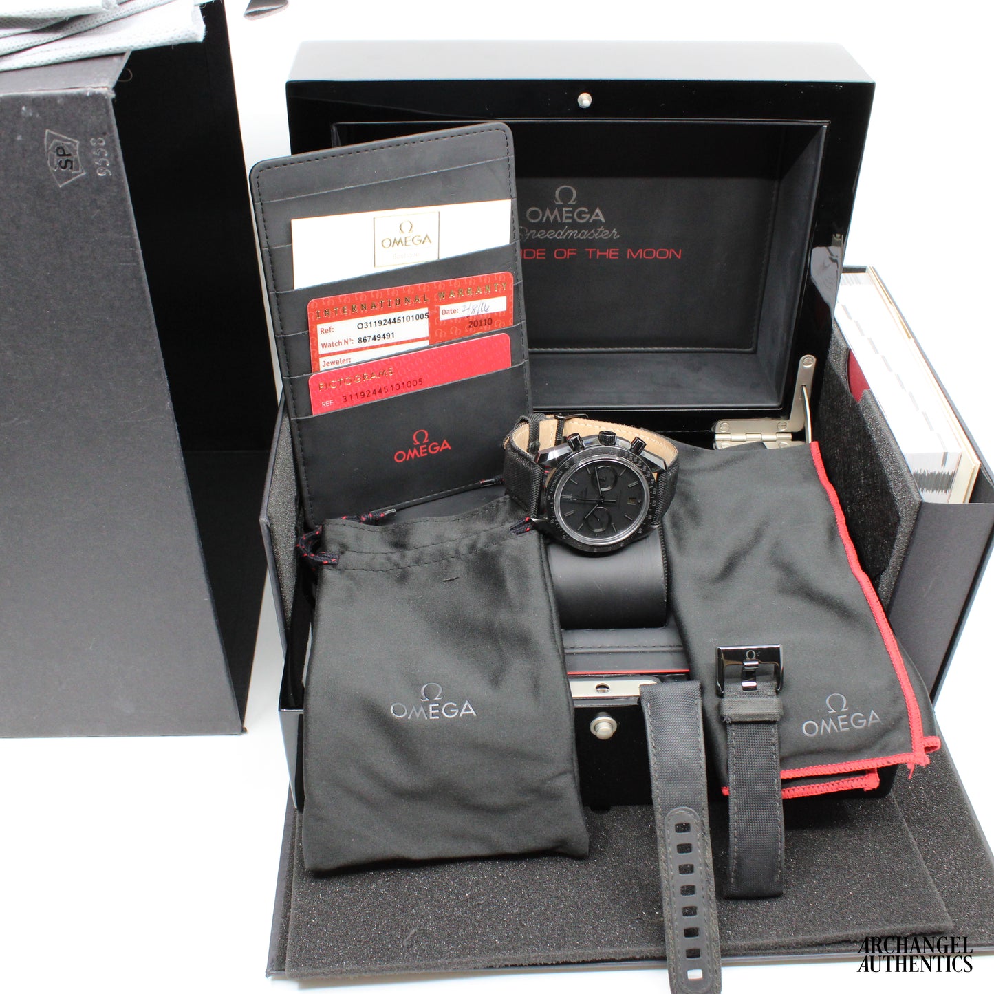 Omega Speedmaster Ceramic 'Dark Side of the Moon' | Ref 311.92.44.51.01.005 | Box & Cards 2016
