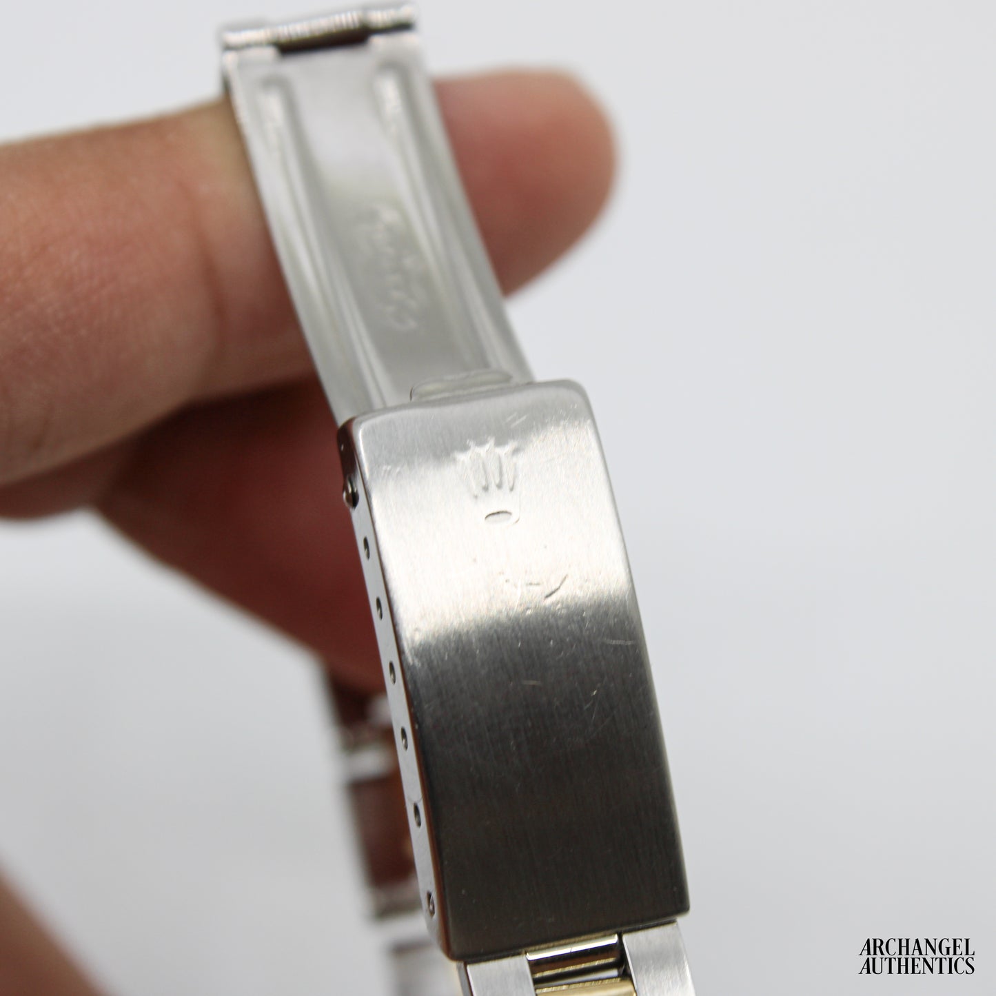Rolex Oyster Perpetual 26 mm | Two-Tone Black Dial Patina | c. 1982 | Ref. 6719