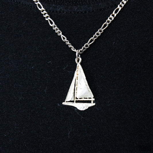 Sterling Silver Figaro Chain with Sailboat Pendant