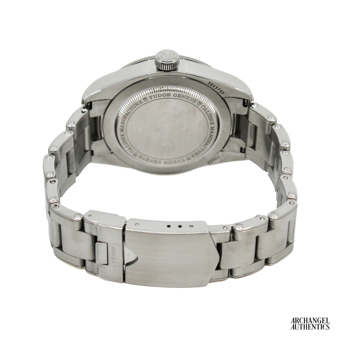 Tudor Black Bay 58 Black | B&P 2021 |  Ref. 79030N | Extra Tudor Strap