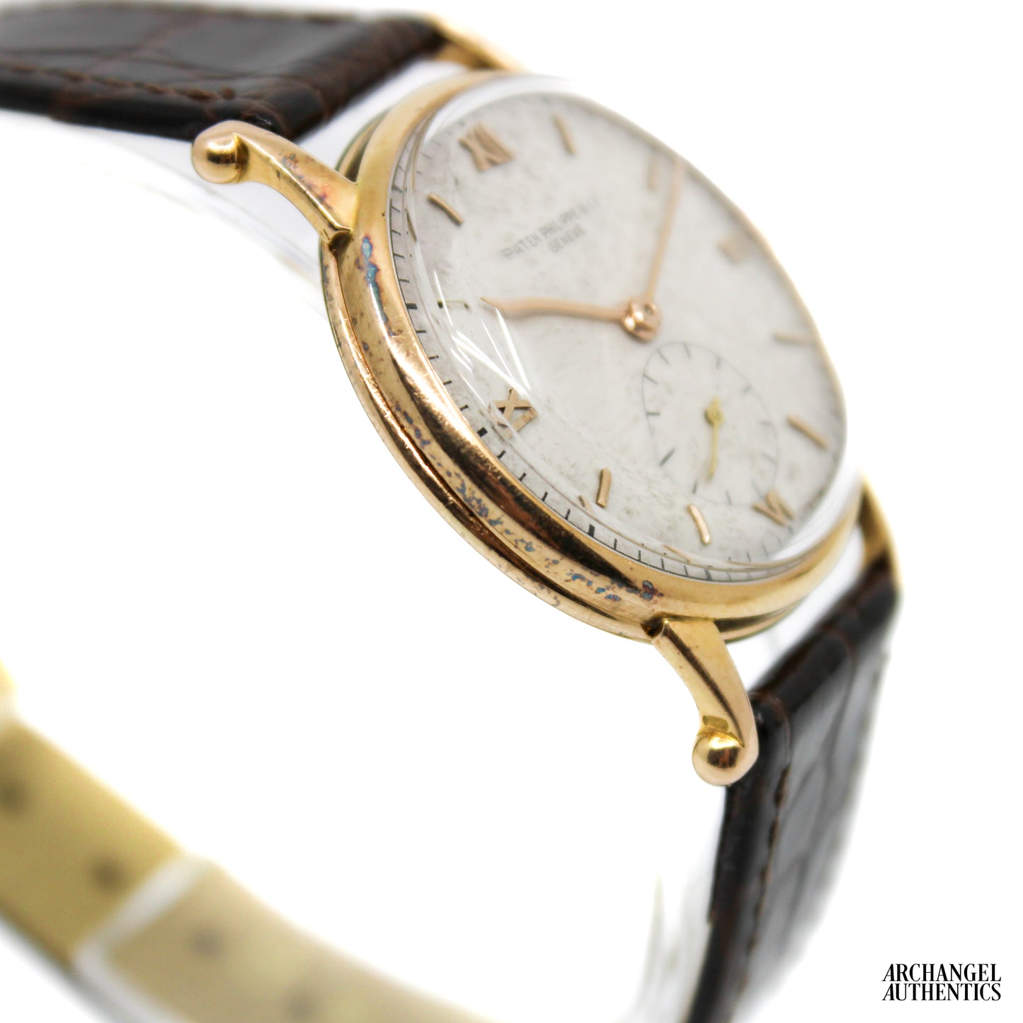 Vintage Patek Philippe Calatrava | C. 1940s | Calibre 10-105 | Manual Wind | 18k Yellow Gold