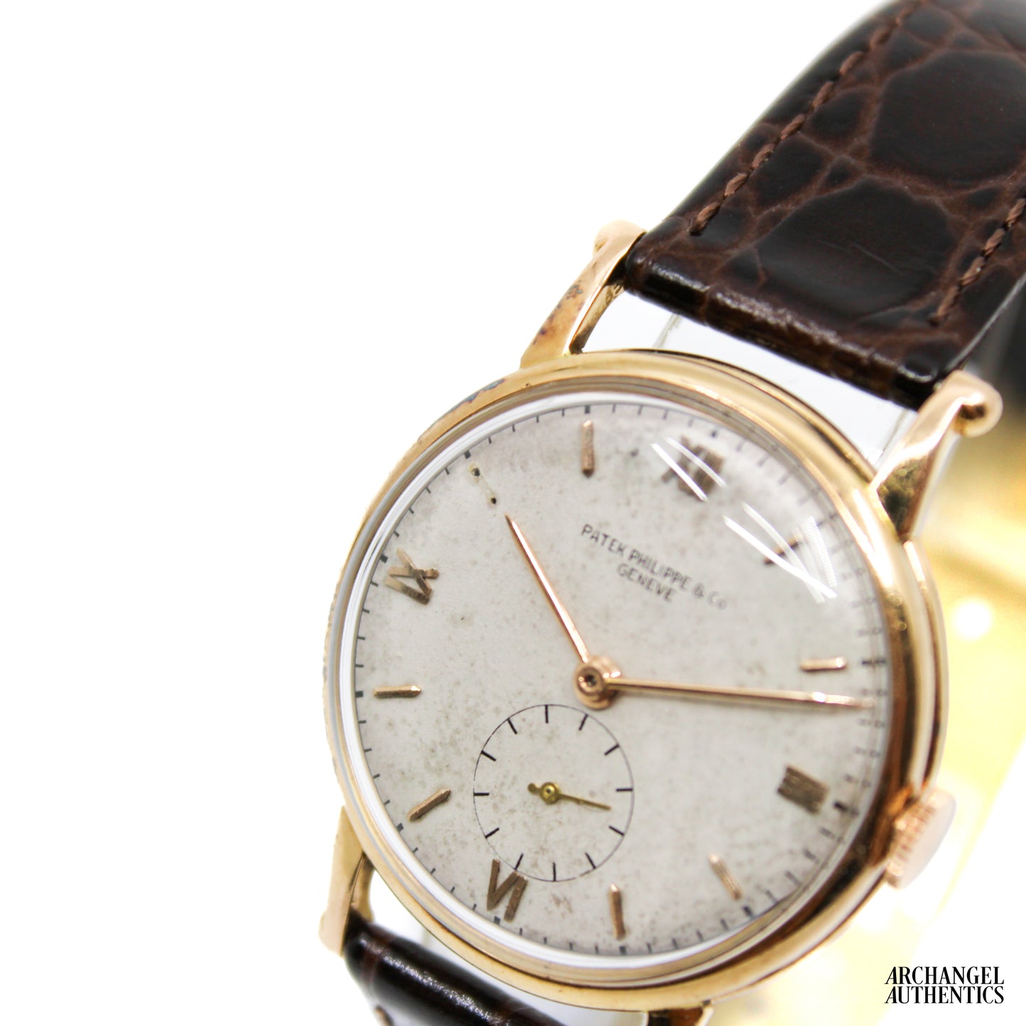 Vintage Patek Philippe Calatrava | C. 1940s | Calibre 10-105 | Manual Wind | 18k Yellow Gold