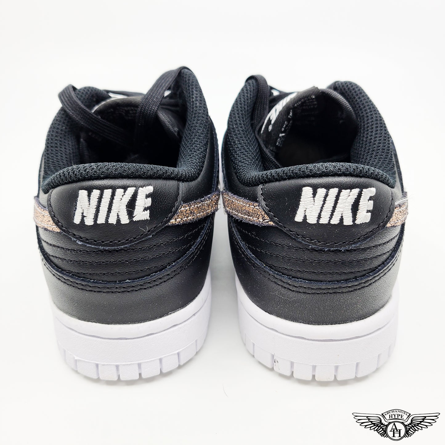 Nike Dunk Low SE Primal Negro (W)